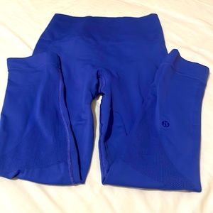 Lululemon tights, indigo
